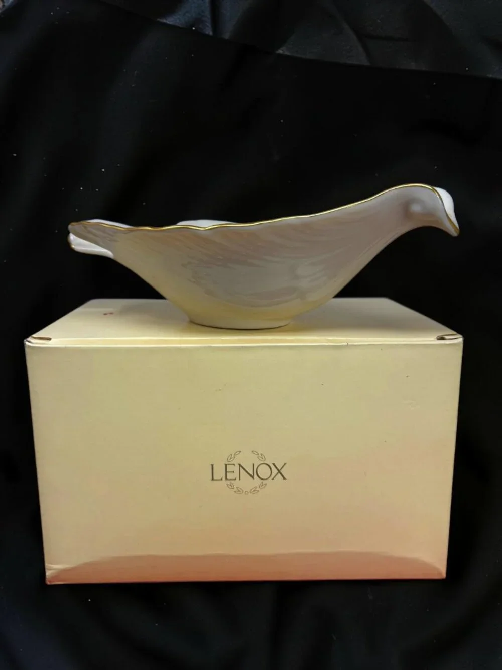 Vintage LENOX‎ Dove Ivory Porcelain 24K Gold Trim MCM Dish 1983